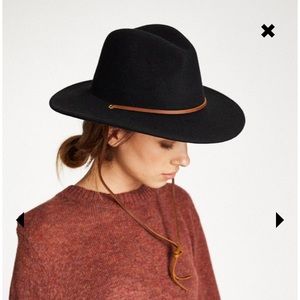 Brixton flat brim black hat